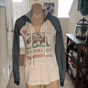 California love sweatshirt